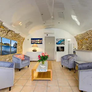 Des Calanques Hotel
